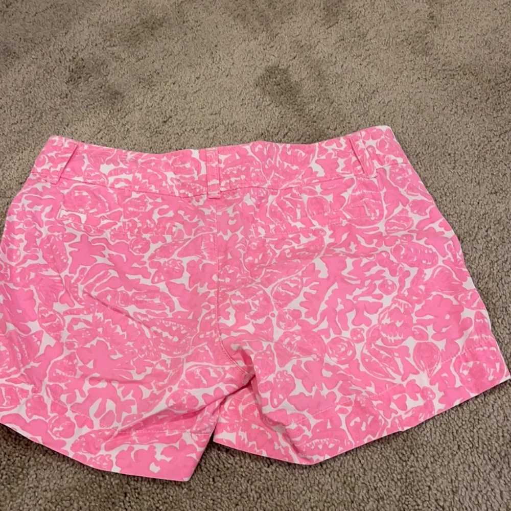 Lilly Pulitzer Callahan Shorts - Picture 2 of 4